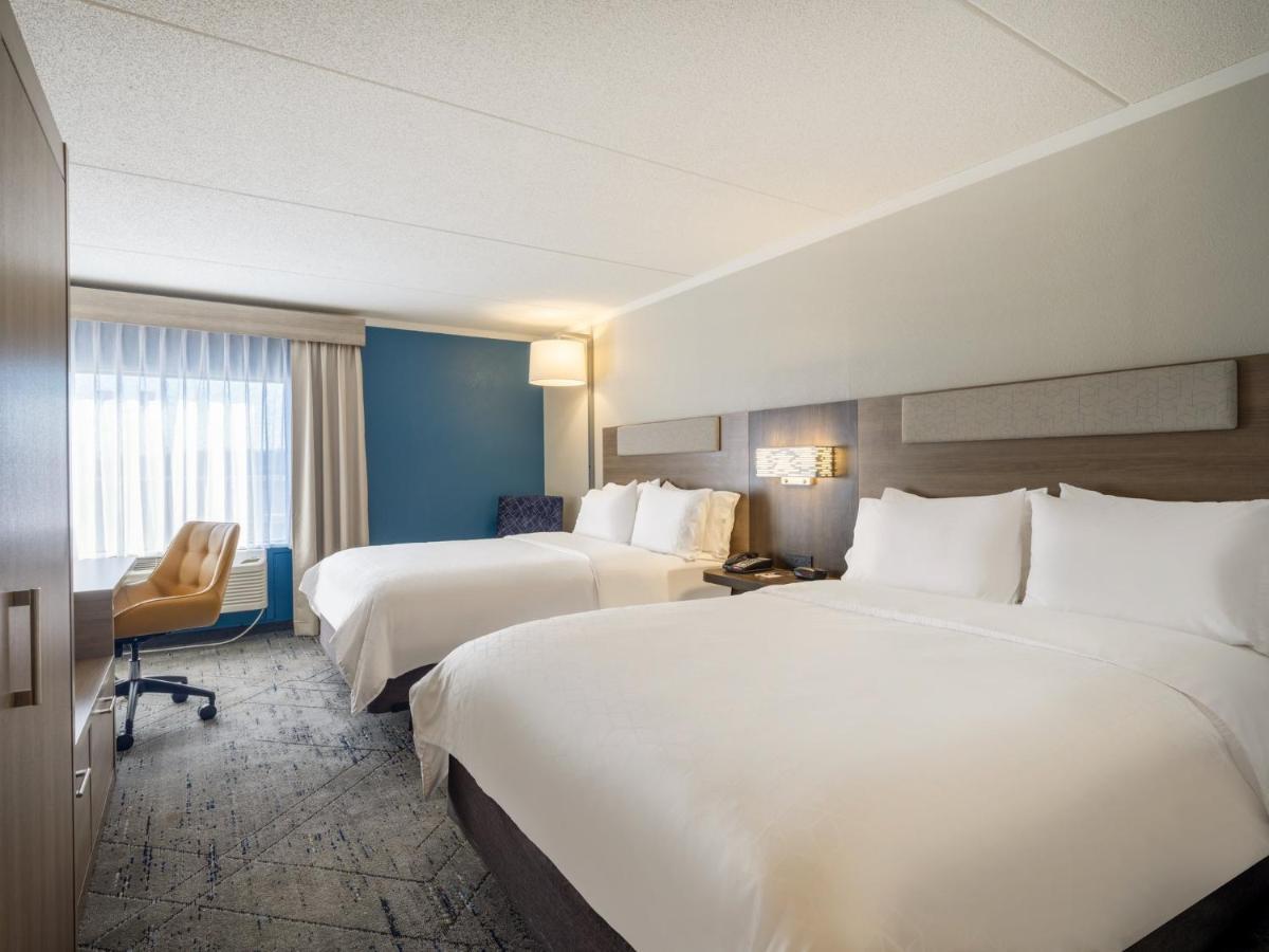 Holiday Inn Express & Suites Greensboro - I-40 Atwendover, An Ihg Hotel Ngoại thất bức ảnh