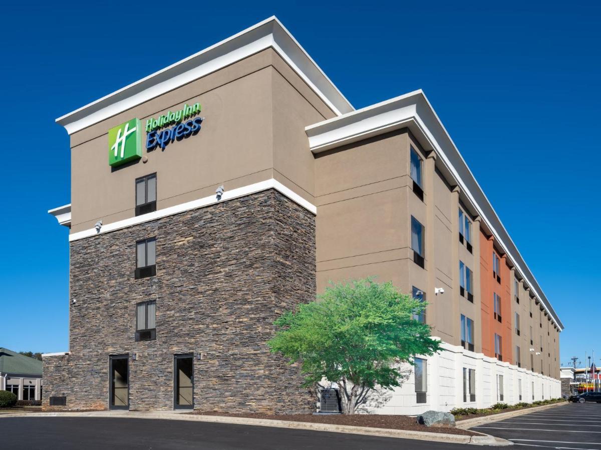 Holiday Inn Express & Suites Greensboro - I-40 Atwendover, An Ihg Hotel Ngoại thất bức ảnh