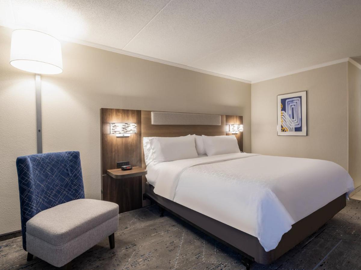 Holiday Inn Express & Suites Greensboro - I-40 Atwendover, An Ihg Hotel Ngoại thất bức ảnh