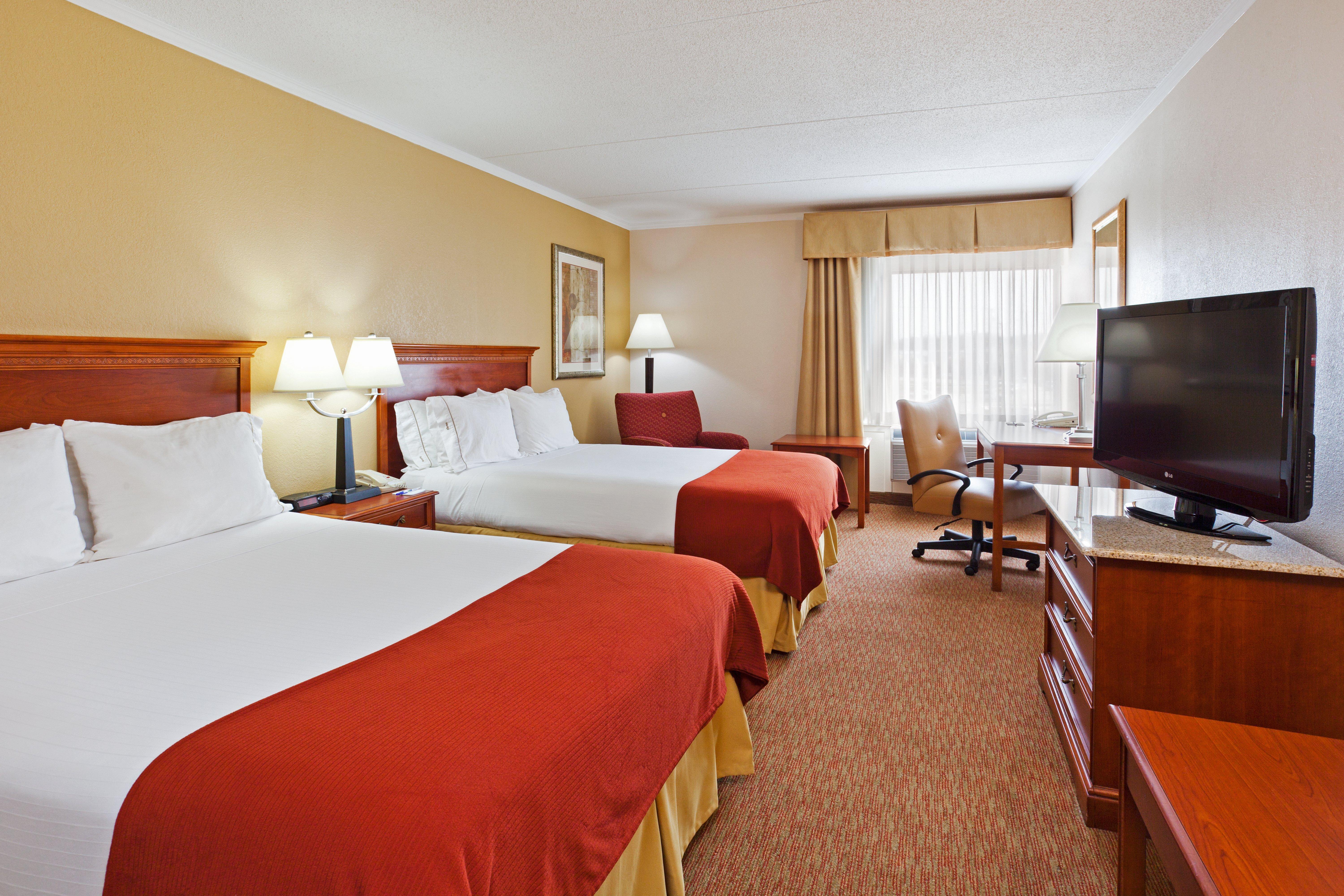 Holiday Inn Express & Suites Greensboro - I-40 Atwendover, An Ihg Hotel Ngoại thất bức ảnh